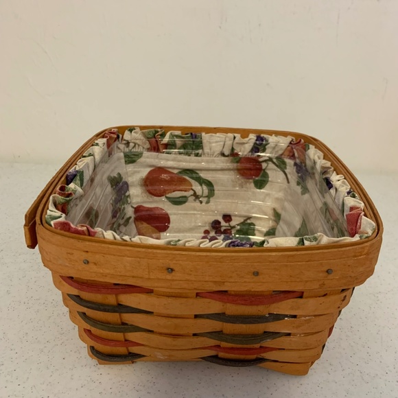 Vintage Longaberger Fruit Print Fabric Lined 9" Squared Basket - Picture 2 of 13
